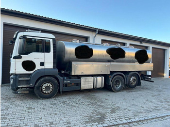 Camión cisterna MAN