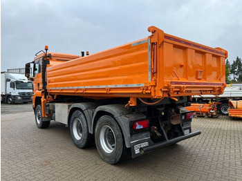 Camión volquete MAN TGS 33.440 AK 6x6 3-Way Tipper: foto 4 Camión volquete MAN TGS 33.440 AK 6x6 3-Way Tipper: foto 4