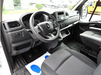 Camión caja cerrada Renault MASTER: foto 2 Camión caja cerrada Renault MASTER: foto 2