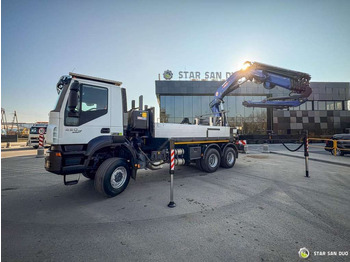 Leasing para  Iveco  TRAKKER 450  6x6 PM41S FLY JIB Crane Kipper Iveco  TRAKKER 450  6x6 PM41S FLY JIB Crane Kipper: foto 2