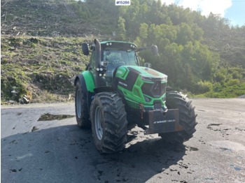 Tractor Deutz-Fahr 6215 RC SHIFT: foto 1