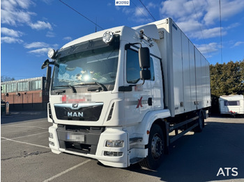 Camión caja cerrada MAN TGM 18.290