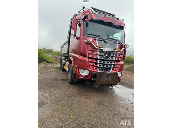 Camión volquete MERCEDES-BENZ Arocs