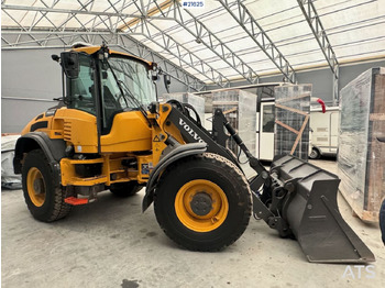 Cargadora de ruedas Volvo L45H Hjullaster m/ mye utstyr! kun 103 timer: foto 2 Cargadora de ruedas Volvo L45H Hjullaster m/ mye utstyr! kun 103 timer: foto 2