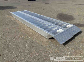 Equipo de construcción Aluminium Ramp (2 of) (250cm Length, 6Ton Capacity) / Rampas Aluminio: foto 4