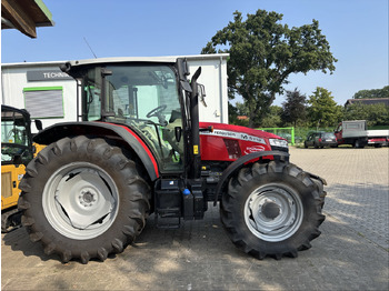 Tractor MASSEY FERGUSON 5712