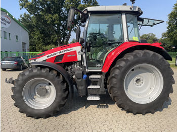 Tractor MASSEY FERGUSON 100 series
