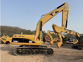 Excavadora de cadenas CATERPILLAR 320C