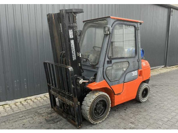 Carretilla elevadora de gas JUNGHEINRICH
