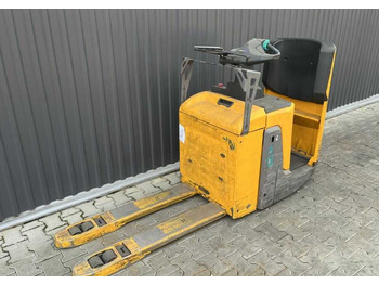 Apilador JUNGHEINRICH ERE