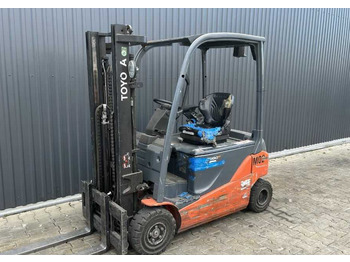 Carretilla elevadora eléctrica TOYOTA
