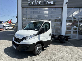 Camión chasis IVECO Daily 50c18