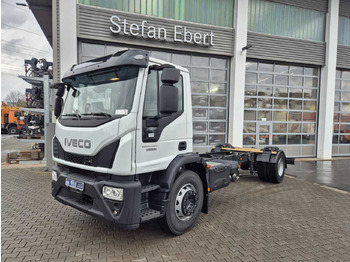 Camión chasis IVECO EuroCargo