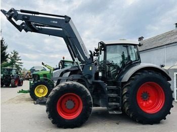Tractor FENDT 828 Vario