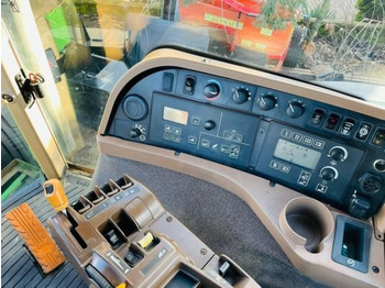 Tractor John Deere 8130: foto 5