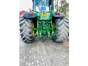 Tractor John Deere 8130: foto 4