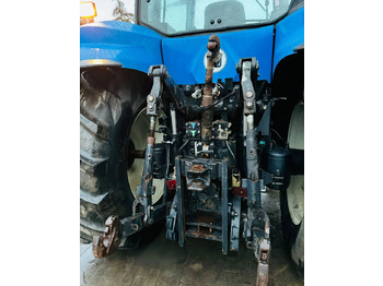 Tractor New Holland T8020: foto 4