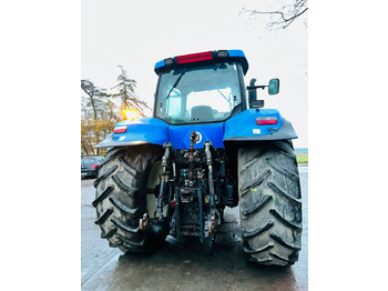 Tractor New Holland T8020: foto 5