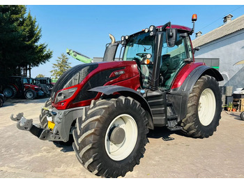 Tractor VALTRA T174