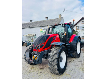 Tractor VALTRA T194