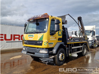 Camión portacontenedor de cadenas DAF LF 55