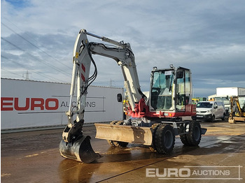 Excavadora de ruedas TAKEUCHI