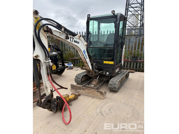 Miniexcavadora BOBCAT E20