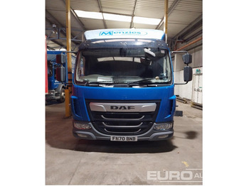 Camión caja cerrada DAF LF 180