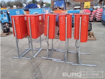 Equipo de construcción 400 Volt Distributing Boxes (5 of): foto 2 Equipo de construcción 400 Volt Distributing Boxes (5 of): foto 2