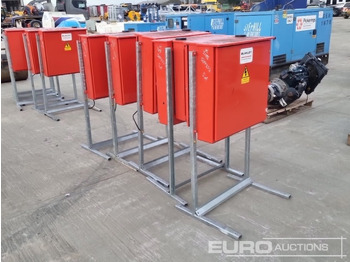Equipo de construcción 400 Volt Distributing Boxes (5 of): foto 3 Equipo de construcción 400 Volt Distributing Boxes (5 of): foto 3