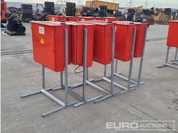 Equipo de construcción 400 Volt Distributing Boxes (5 of): foto 5 Equipo de construcción 400 Volt Distributing Boxes (5 of): foto 5