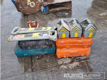 Equipo de construcción Radio Cable Detector (5 of), Bosch 110Volt Grinder, Bohrmaster 110Volt Mag Drill, Spitfire P370 Nail Gun, Paslode IM350+ Battery Nail Gun, Tiger APT-0600 6 Ton Adjustable Trolley: foto 4