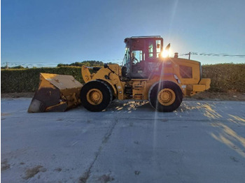 Cargadora de ruedas CATERPILLAR 938M