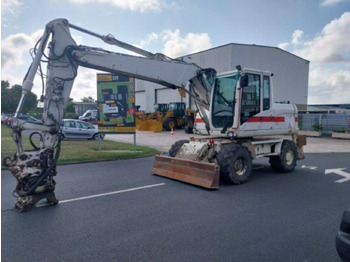 Excavadora de ruedas CATERPILLAR M313D