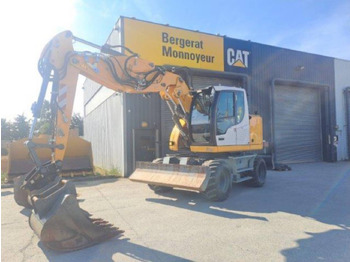 Excavadora de ruedas LIEBHERR A 913