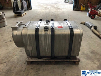 Depósito de combustible SCANIA P