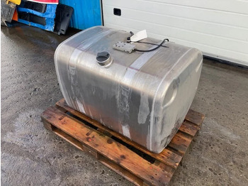 Depósito de combustible SCANIA