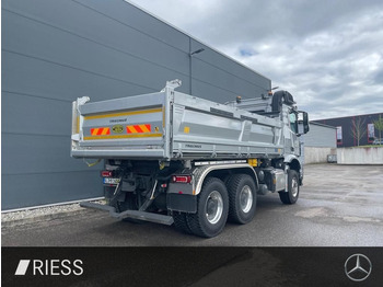 Camión volquete Mercedes-Benz Arocs 2653 K 6x4: foto 4