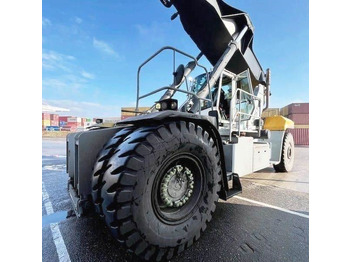 Reach stacker HYSTER