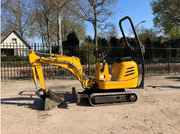 Miniexcavadora JCB 8008