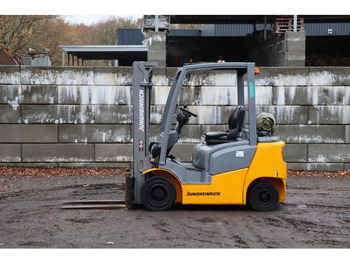 Carretilla elevadora de gas JUNGHEINRICH TFG