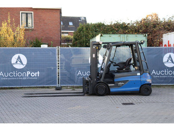 Carretilla elevadora eléctrica LINDE E