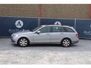 Sedan MERCEDES-BENZ
