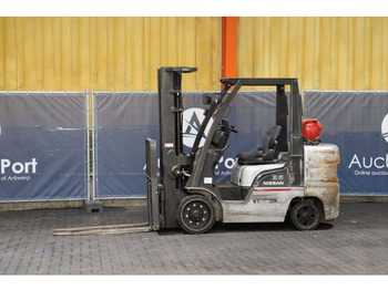 Carretilla elevadora de gas NISSAN