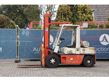 Carretilla elevadora de gas NISSAN
