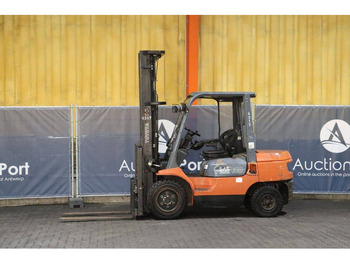 Carretilla elevadora diésel TOYOTA FDF 30