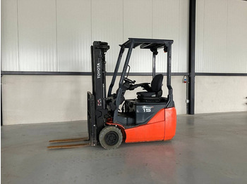 Carretilla elevadora eléctrica TOYOTA