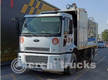 Camión de basura FORD 2014 CARGO 1826 E5 ROAD SWEEPER: foto 1
