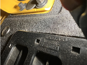 Cabina e interior Volvo left side: foto 3