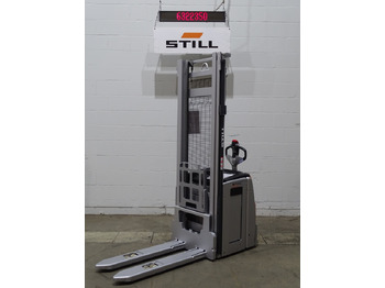 Apilador STILL